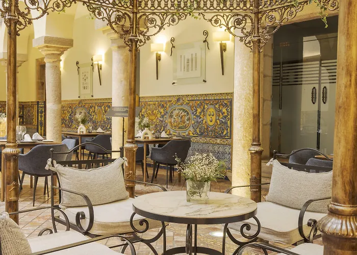 Hotel Ilunion Mérida Palace